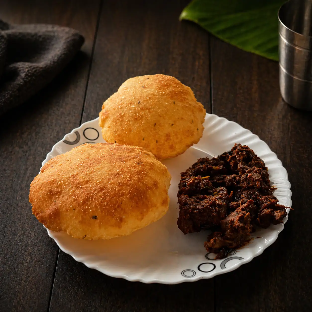 Neipathiri and beef curry served at KollyaBeef